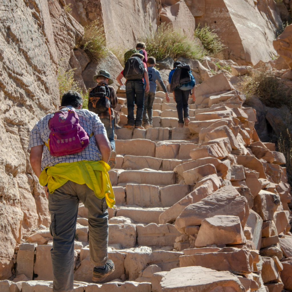 Family hiking the South Kaibab Trail in Grand Canyon National Park